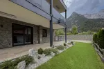Terrasse mit Garten